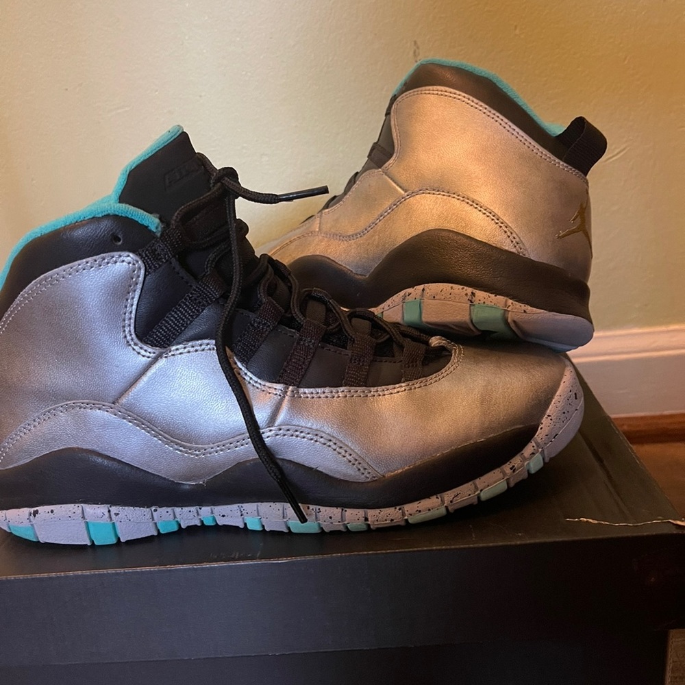 Air Jordan 10 Retro “Lady Liberty” (09-10-14)